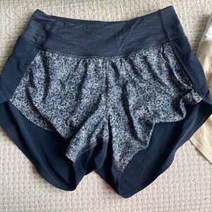 Outdoor Voices Move Free Shorts- navy speckle
